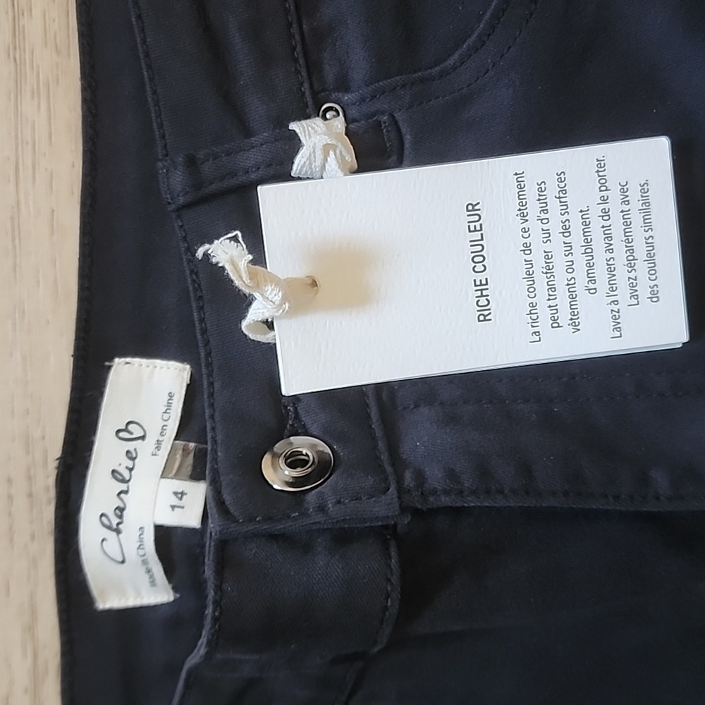 CHARLIE B Women's Black Jeans